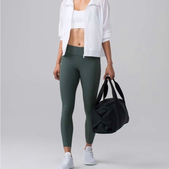 RARE EUC 💚 Lululemon Tight Stuff Tight II Dark Forest - Picture 4 of 11